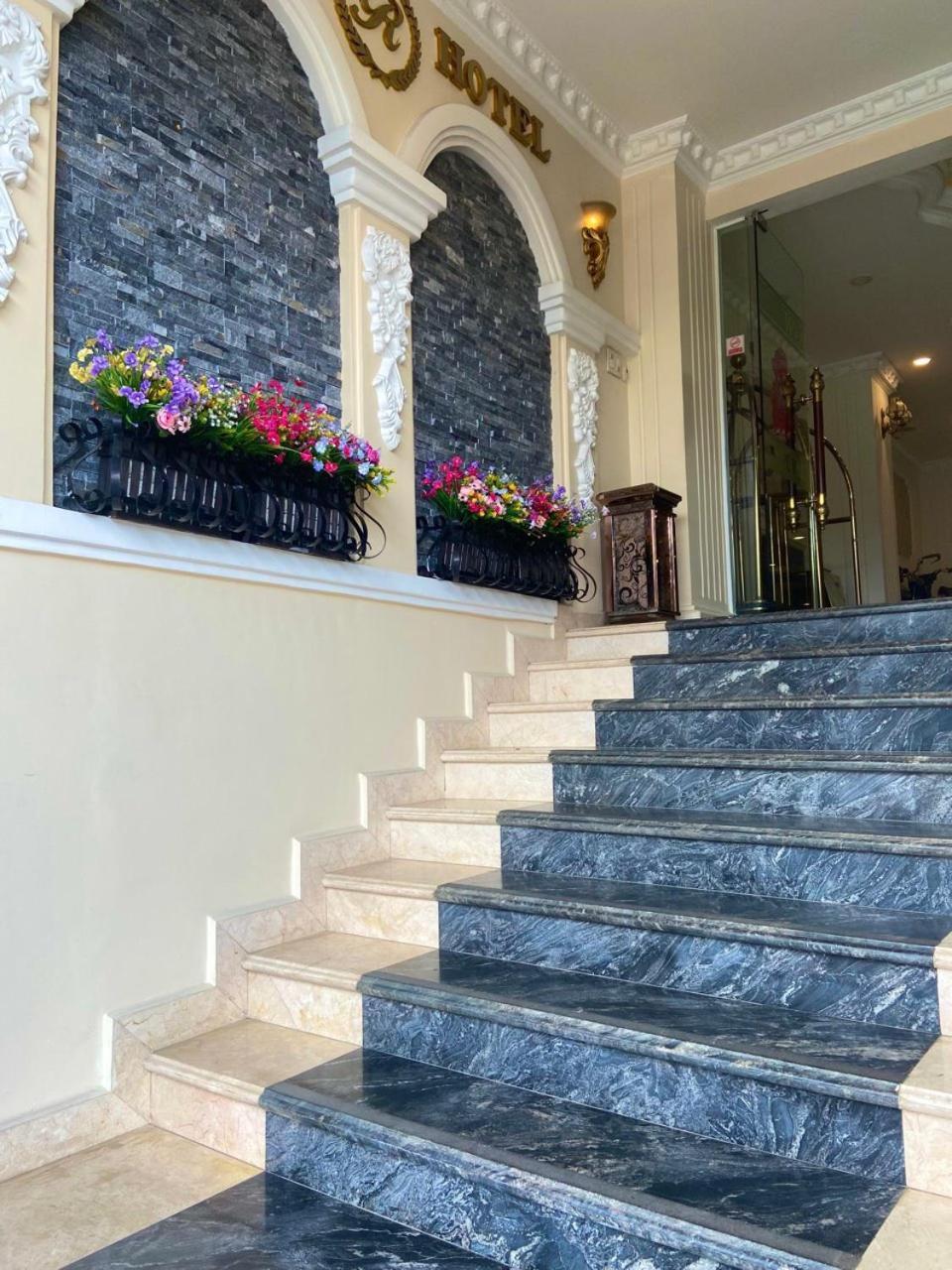 Royal Dalat Hotel Екстер'єр фото