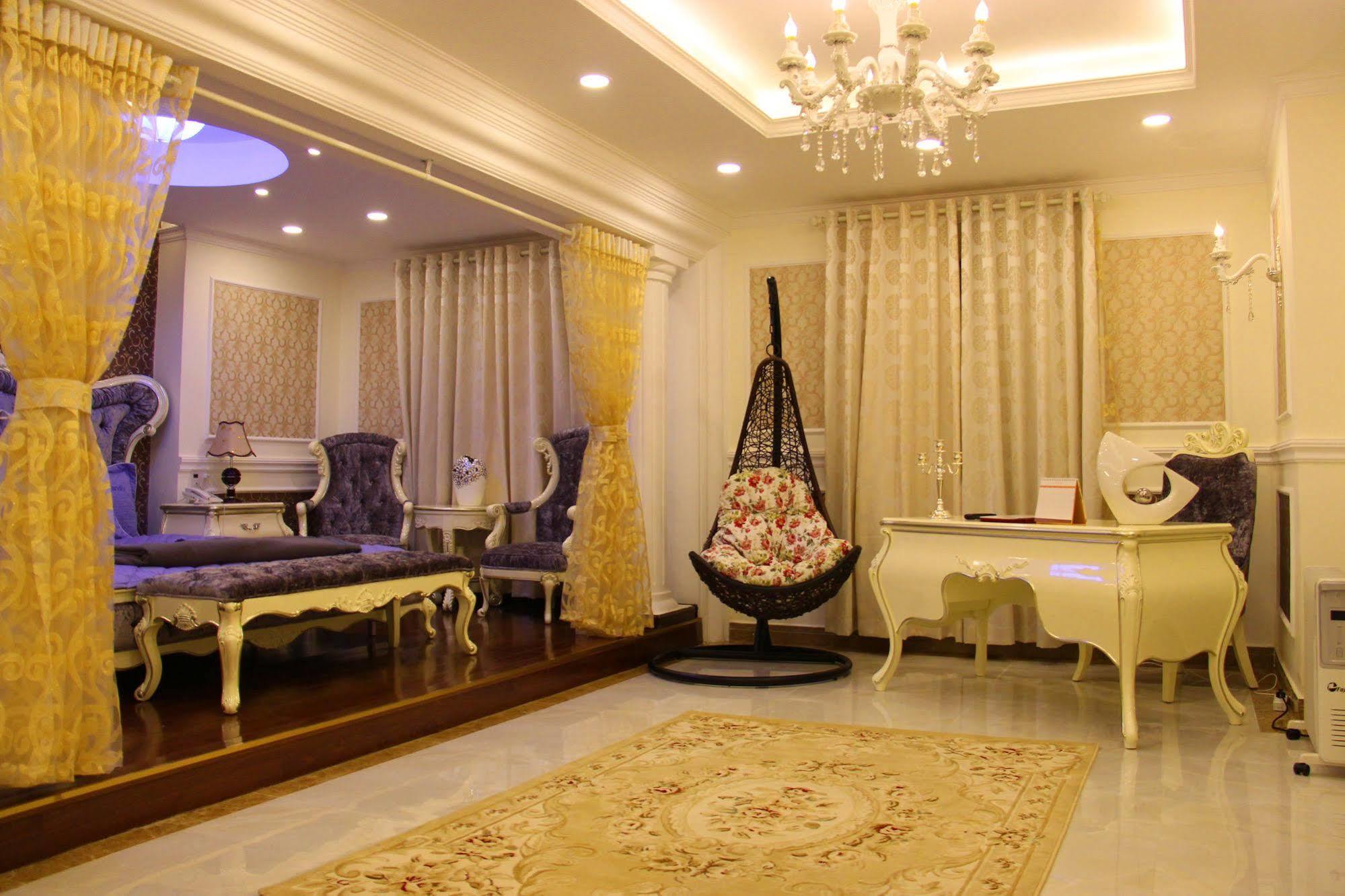 Royal Dalat Hotel Екстер'єр фото
