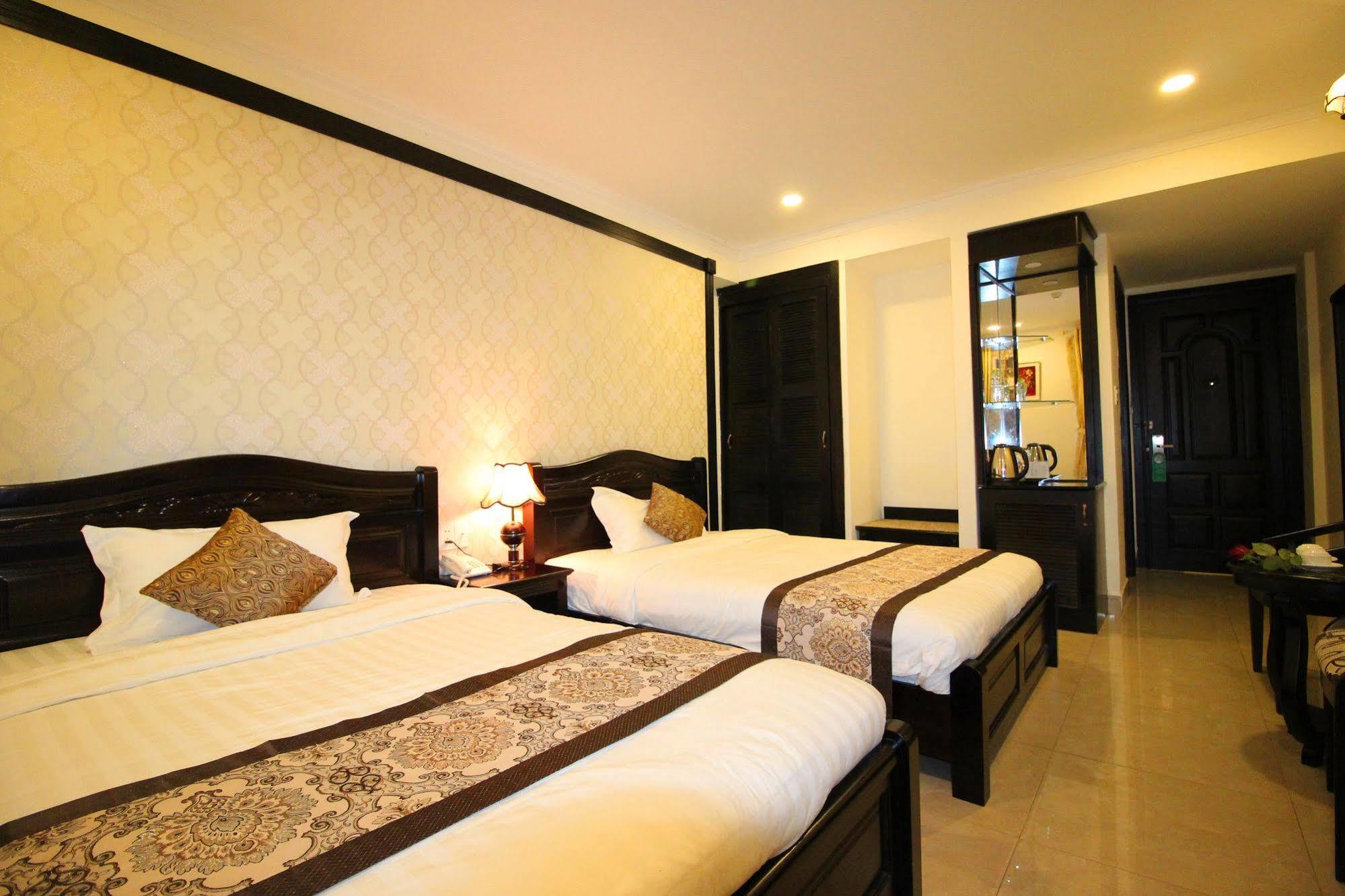 Royal Dalat Hotel Екстер'єр фото
